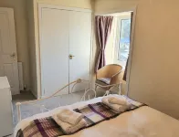 Beautiful views, walking distance to town Hotels in 