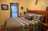 Hill Country condo in historic Gruene on the Guadalupe River & Gruene Hall