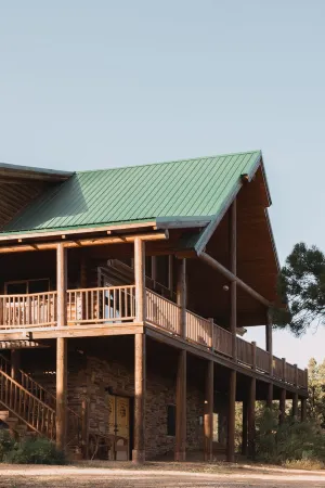 THE ZION CABIN—Log Cabin Just Outside Zion National Park
