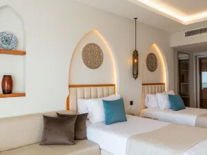Sunrise Remal Beach Resort