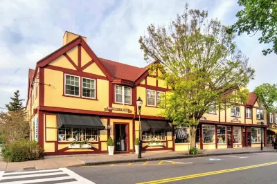 One Bedroom Apartment Located in Downtown Falmouth