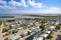 300/Night~Ice Machine~Pool~ Close to Open Gulf Water~Family Friendly Home,