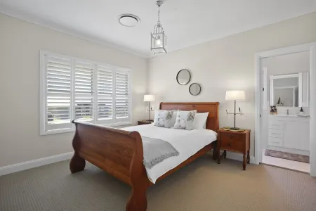 Boutique accommodation and meeting venue with concierge service