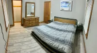 QUAINT 2BR LAKE COTTAGE 1 MINUTE WALK TO JET EXPRESS AND RESTAURANTS