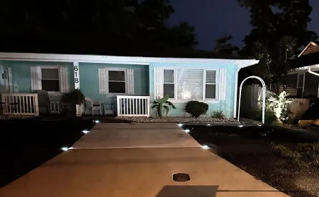 The Carolina Dream, Dogs Welcome! Fully remodeled in 2023