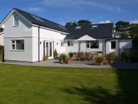 Spacious and modern family holiday home