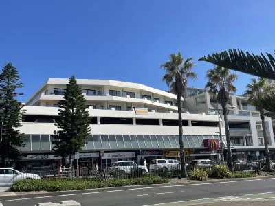 Bondi Beach Waves 2 Bedroom Beachfront Penthouse Apartment