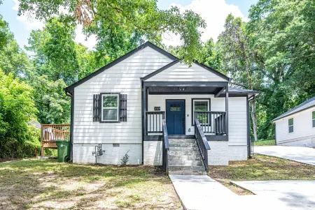 Comfy 3bd/2ba Cottage In The City of Atlanta