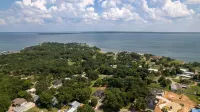 Experience Lake Texoma in just 3 mins! Spacious 4-Bed Vacation Home.