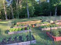 SPACIOUS Mountain Retreat with HOT TUB, Fire Pit & Hiking Trails Hotels in Pownal