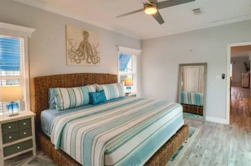 New! Oceanview Oasis whole house - Theater - Screened Porch - Sundeck - Grill