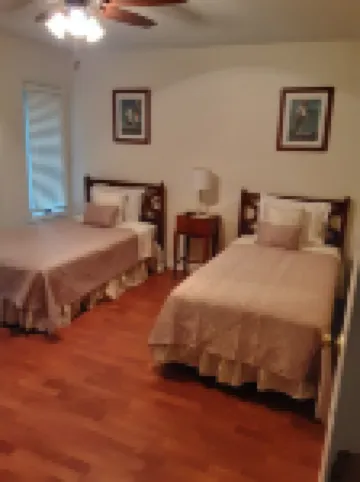 19th Hole off Pinehurst #6 Whole House with Huge New Deck