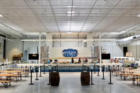 Stunning 'Ranch Modern' + Stars! + Firepit!