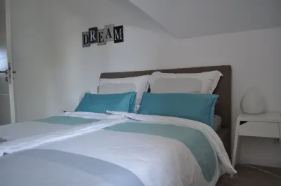 Cool, high-quality apartment on the Elbe, close to the city Hôtels à : Arrondissement de Bergedorf