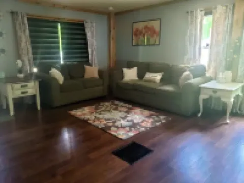 Little Get Away 杰尼瓦酒店