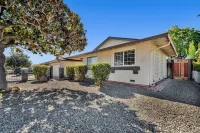 Private Fremont Home with Yard - easy Bay Area commute Hotel dekat Quarry Lakes Regional Recreation Area