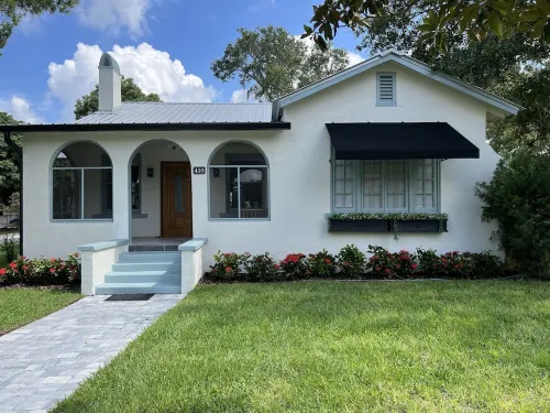 Charming 1920s Bungalow- Stay Where Hgtv's Hometown Takeover Stayed!