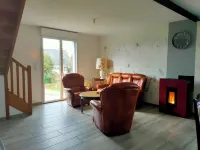 Maison Familiale Campagne et Mer, Grands Volumes, Idéal Pour les Familles Hotels in Finistere