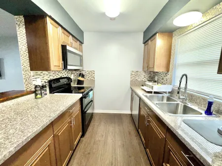 Peaceful and Beautiful Home Отели в г. Брандон