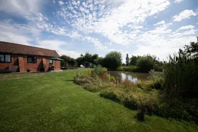 Tastefully Renovated Countryside Cottage with Swimming Pool near Tenterden