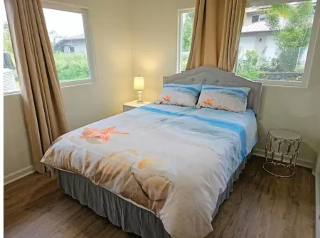 Beautiful Paradise Park Hale