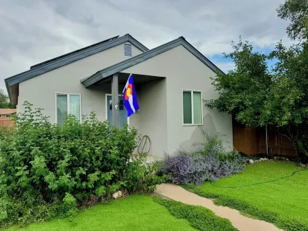 Your Four Corners Basecamp – Work and Wander! – Downtown Cortez