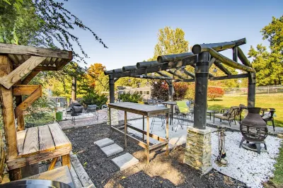 Buffalo Hallow: The ultimate reunion and retreat destination with Outdoor Fun+ โรงแรมใน