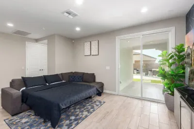 Modern Elevated Retreat: 3-bedroom New build home in Maricopa