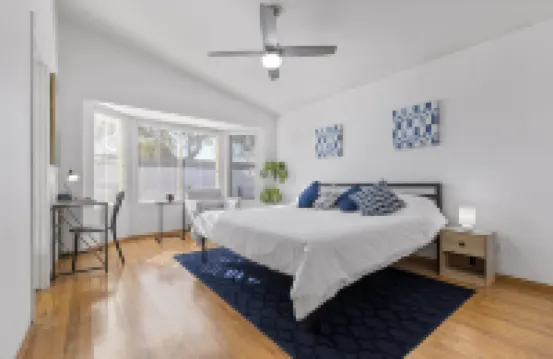 Pool, Games, Close to Freeway, Hiking & Golf nearby. . In the heart of Peoria