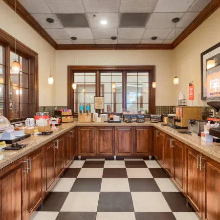 Hampton Inn Louisville-Northeast