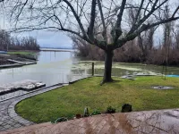 Picturesque sunset views  perfect for couples, families and fishermen