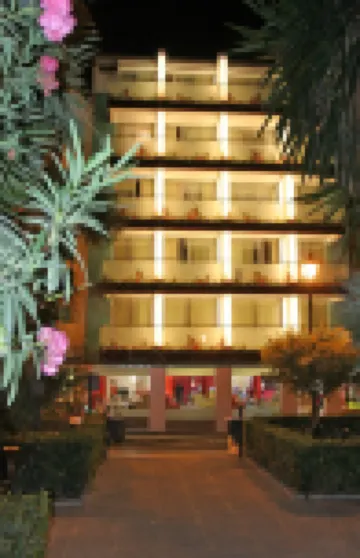 Hotel Oasis Plaza