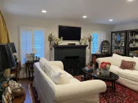 Town of Highland Park Charming SMU Hilltop Cottage