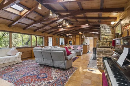 Spacious Serene Sanctuary-Minutes to SF / Muir Woods Отели рядом с достопримечательностью «Национальная зона отдыха Голден Гейт»