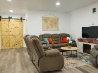 Lovely 4BR/ Near Everything/ All amenities/BBQ