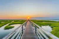 Luxury Cape Cod retreat - 5min to beach!