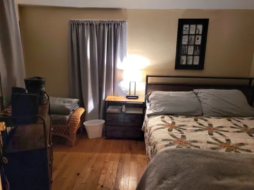 Relaxing 2 bedroom river side home. Home located in Banner Elk, NC