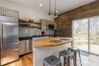 Greenport Walk to beach & vineyard from this brand new home