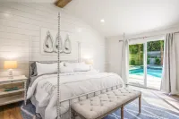 The Palm - East Beach Private Retreat - Saltwater Pool, Hot Tub, Beach Access!