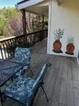 Beautiful Cottage near Sequoia with EV charger, fireplace