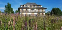 Appartement Spacieux, Séjour et 2 Chambres Avec vue sur les Montagnes