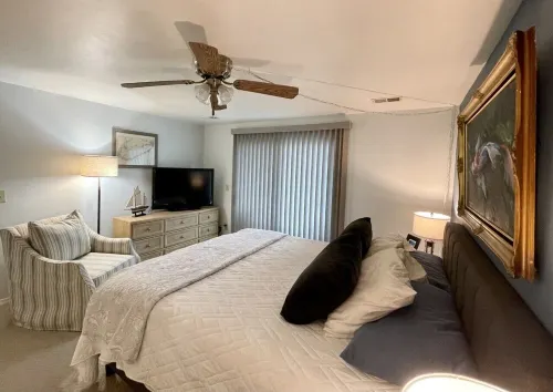 Beautifully Updated 1st Floor 2 Bedroom, 2 Bathroom Condo on the Lake!