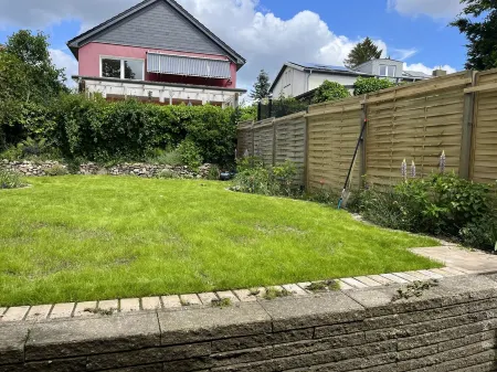 6 N-Street - Luxuriously furnished vacation apartment with garden