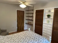 Excellent FingerLakes- Owasco Lake Waterfront Vacation Home-Kayakers Paradise!! Hotels in der Nähe von Play Space ABC Cayuga