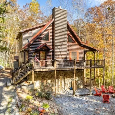 Whispering Creek & Hot Tub + Game Room