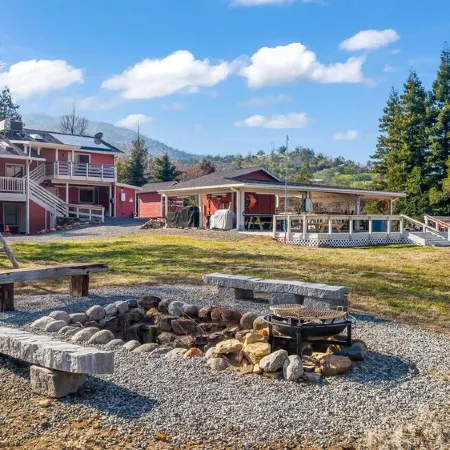 Charming 3-4 BR home with pool, river access & sweeping grounds
