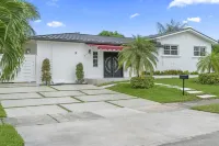 Fun 5BR Retreat w/Pool, Beach, Games & BBQ