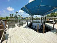 Island Cottage in Quaint Matlacha Florida. Amazing island life is a click away…