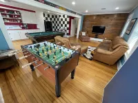Park Avenue Loft overlooking Parkerson Avenue Hotels in Crowley