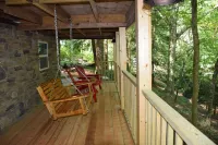 Waterfall Cottage Within Sight & Sound of Cane Creek Falls, 2Br 2BA